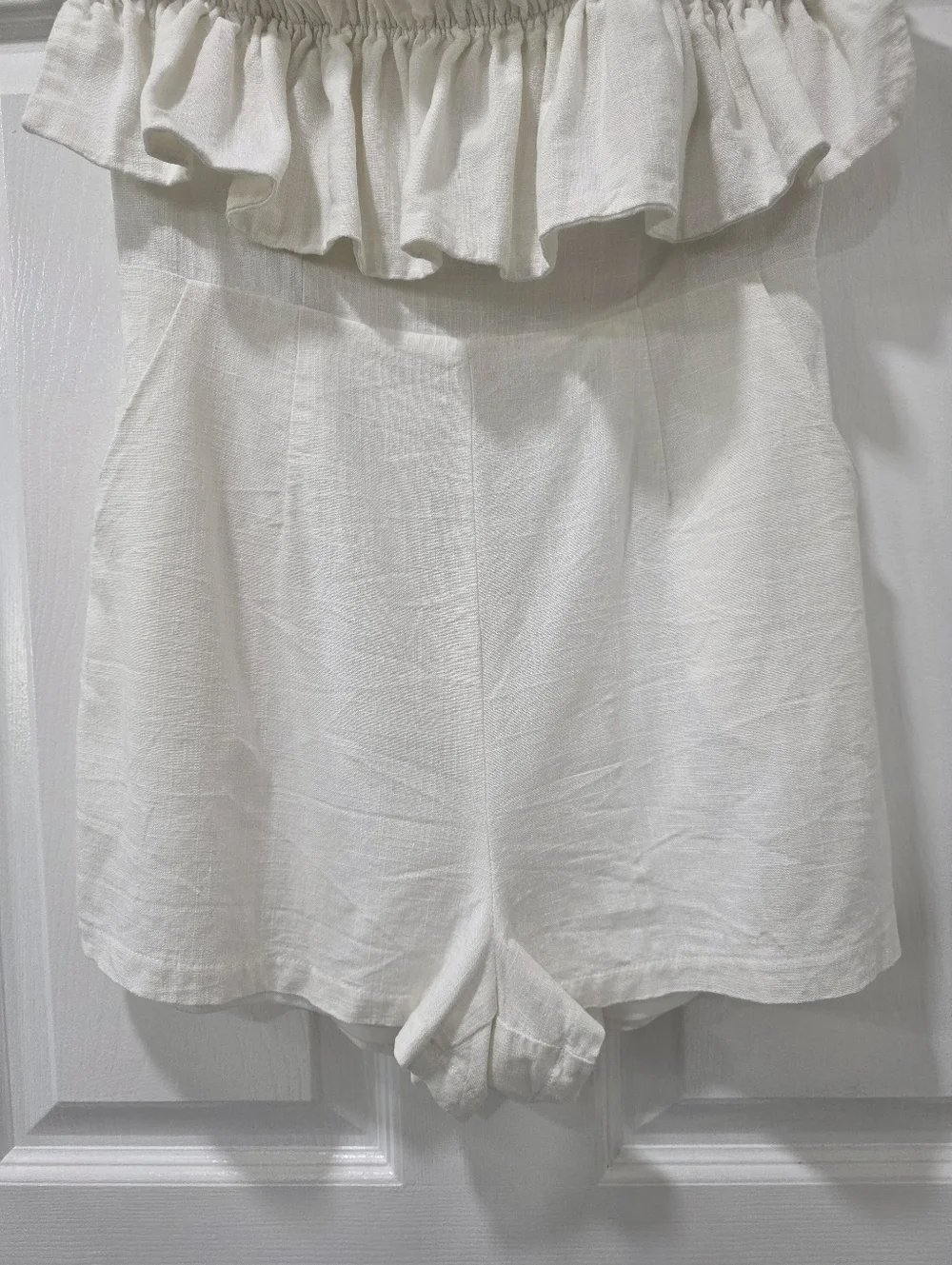 Princess Polly Hunter Mae Strapless Ruched Frill Playsuit Romper White Size 4 - Picture 6 of 16